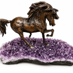 HORSE BRONZE+ AMETHYST