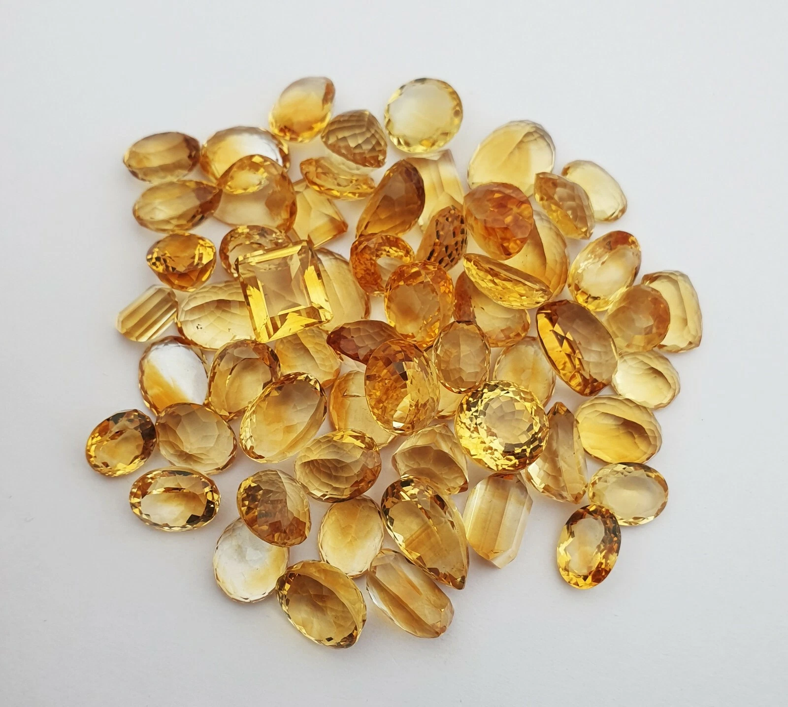 Buy Citrine Loose Gemstone per Carat Online UAE | Eleganza Gems