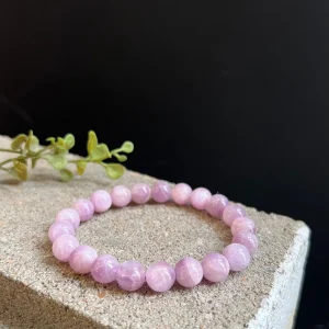 KUNZITE WITH PEARL
